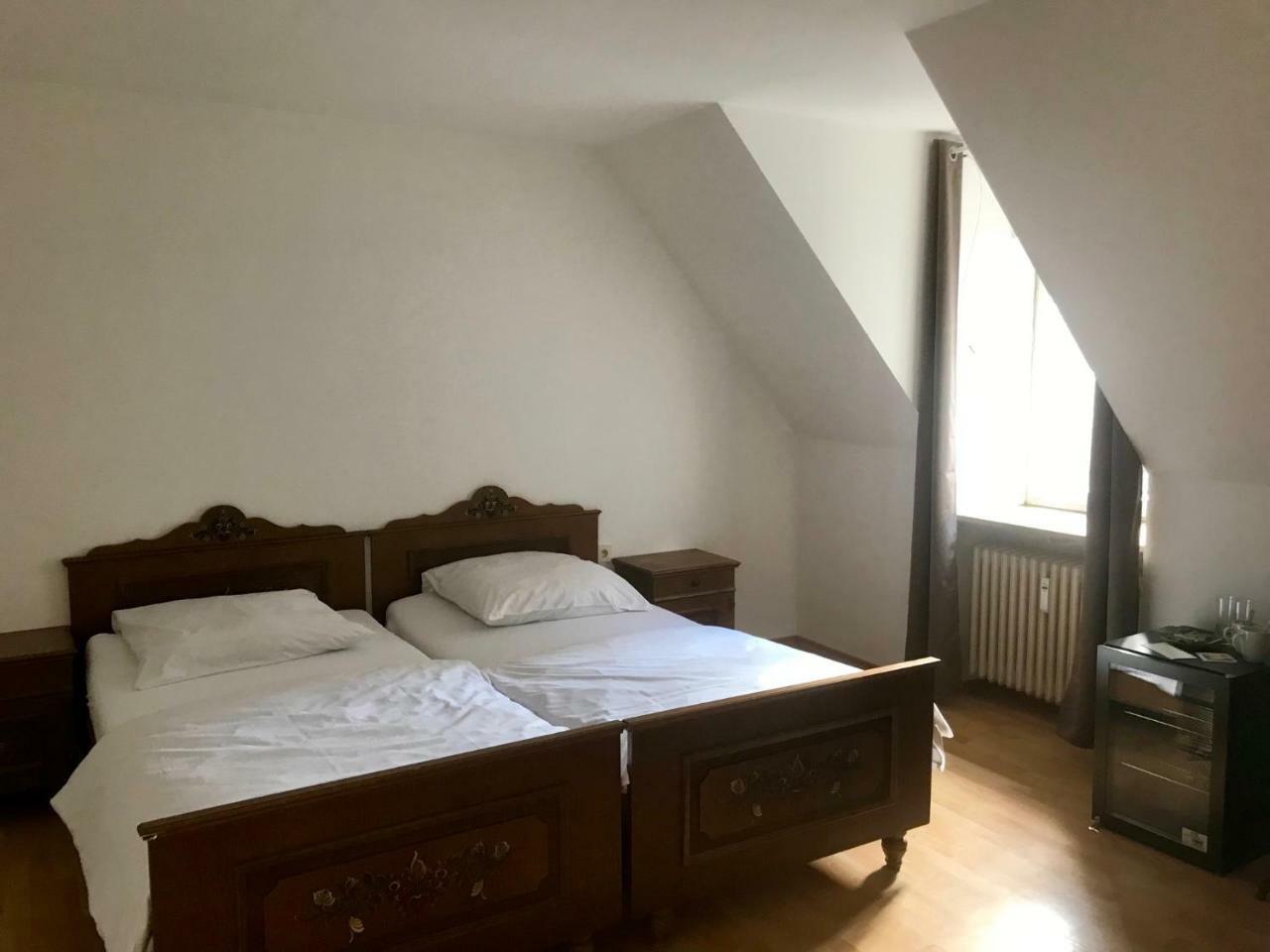 Gasthaus Pfafflinger Neuburg an Der Donau Eksteriør billede